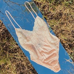 1970s vintage pink + white lace French cut teddy.